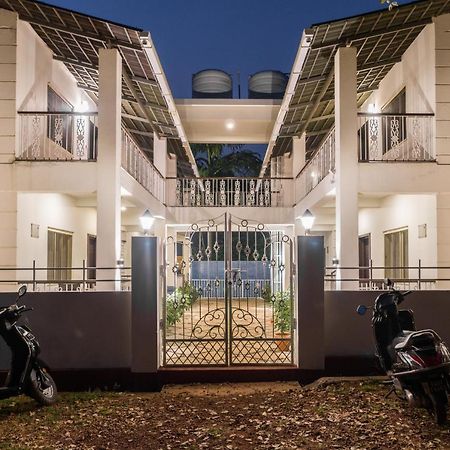 Marine Studios Le Pension Candolim Extérieur photo